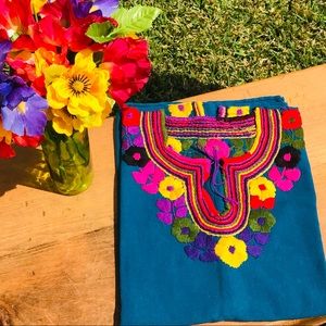 Clothes & Accesories HandiCrafts from Chiapas